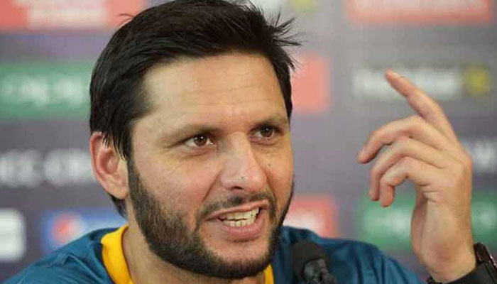 Shahid Afridi urges CJP to visit lower courts to ‘fix the black sheep’