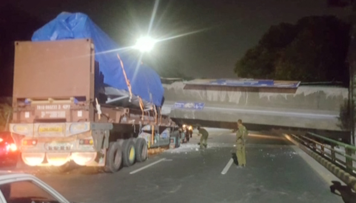 Pedestrian bridge near Lahore's PU collapses after dumper truck collision