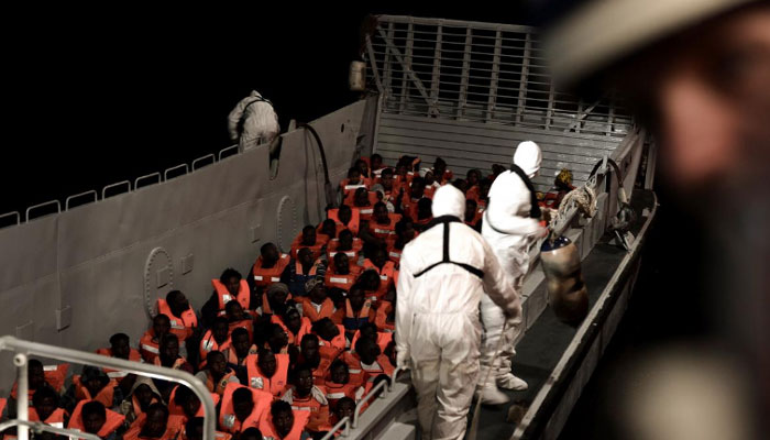 Spain to take in drifting migrant ship Aquarius