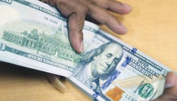 Dollar closes at record-high of Rs128 in interbank market