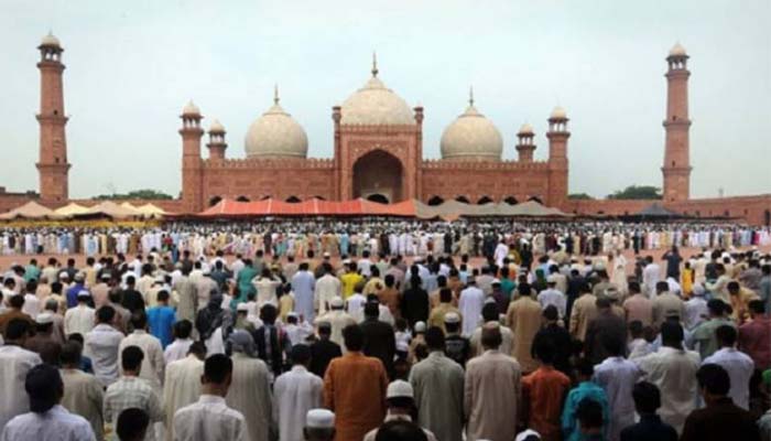 Jumatul Wida observed today with religious zeal and reverence