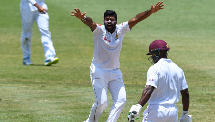 Sri Lanka fury as 'ball-tamper' row threatens second Test