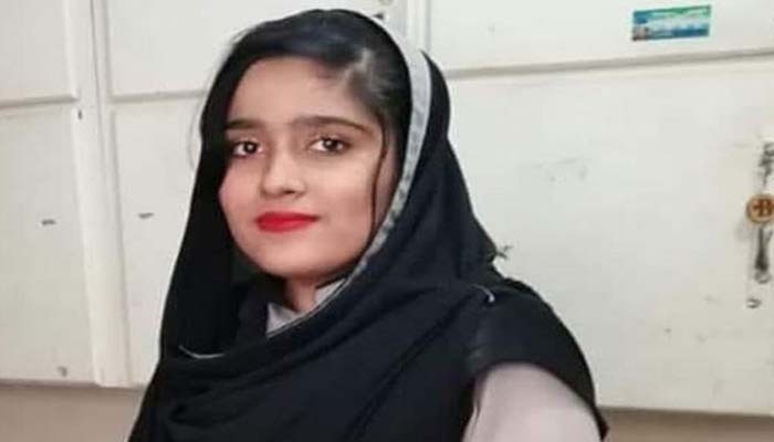 Bus hostess killed in Faisalabad was family’s sole breadwinner: mother