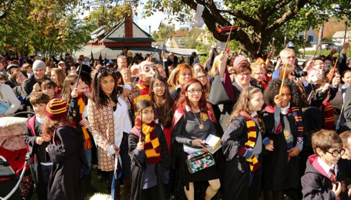 Warner Bros cracking down on Harry Potter fan festivals