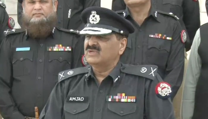IG Sindh resolves to act against ‘black sheep’ in police dept