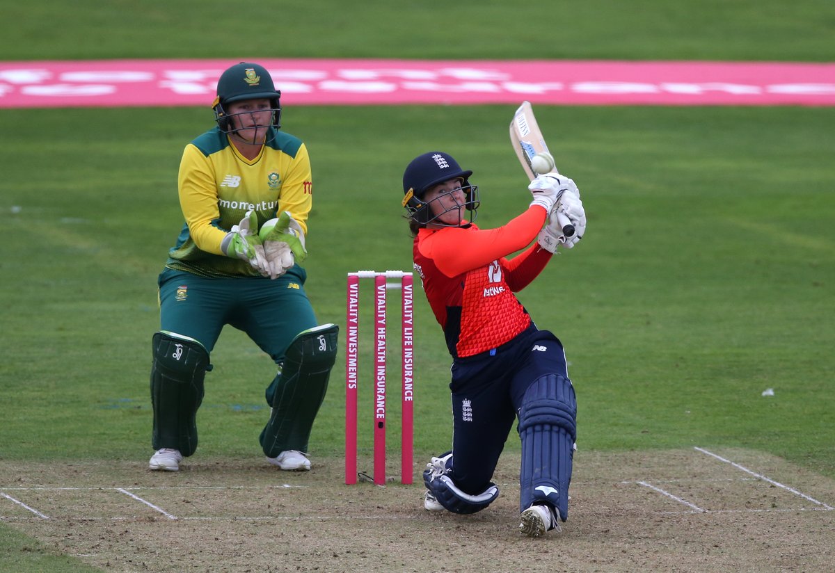 England, New Zealand shatter women's T20 record against luckless South Africa