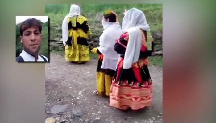 700px x 400px - Chitral lady police nab harasser seen in viral video