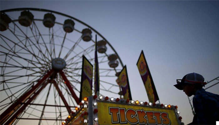 Parents often lack amusement-park safety plans