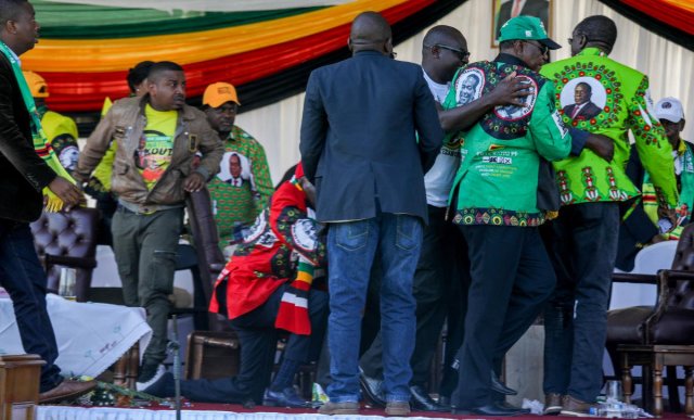 Zimbabwe rally blast injured 41: minister