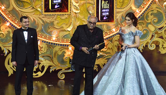 Late Sridevi wins posthumous prize at Indian film awards