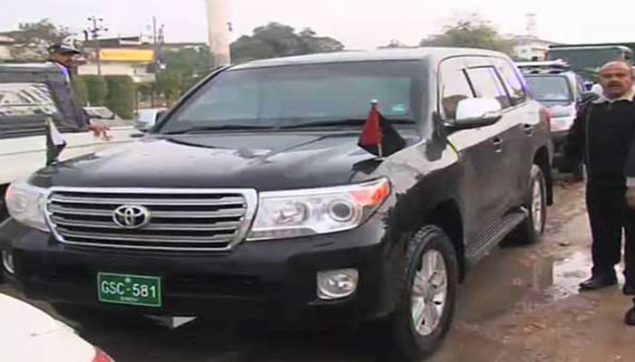 Sharmila Other Ex Officials Fail To Return Government Owned Efforts To Get Back His Department S Vehicles Which Are Being Used By Former Officials Of The Provincial Government Beyond Their Official Enlement