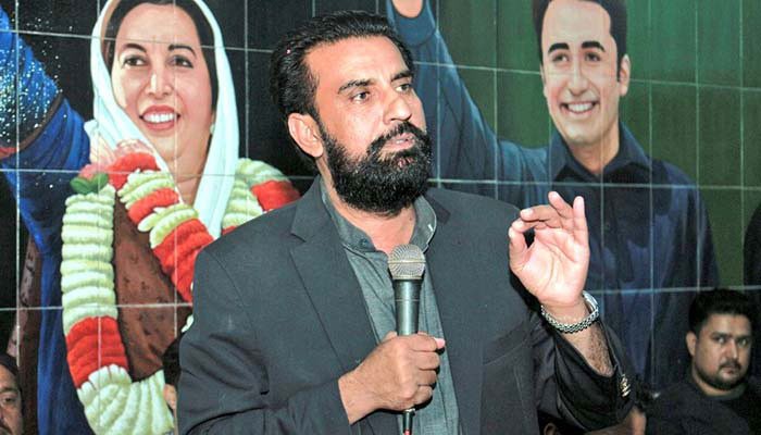 PTI's Yar Muhammad Rind, PPP's Yasmin Shah disqualified from contesting general election