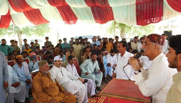 Battle lines drawn in Sukkur Division