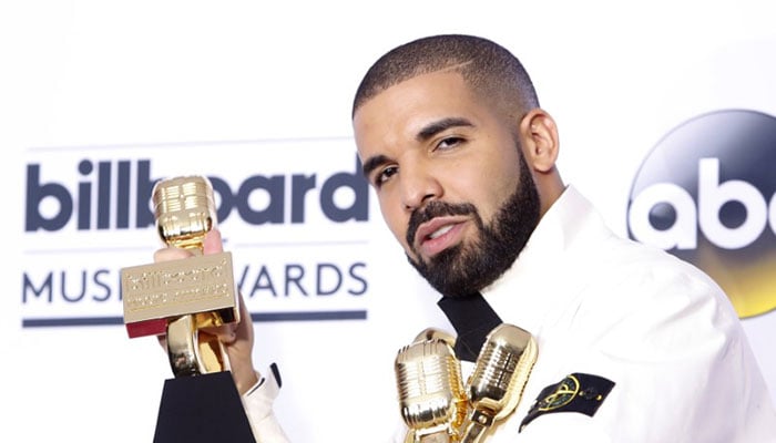 Drake's 'Scorpion' shatters global records with one billion streams