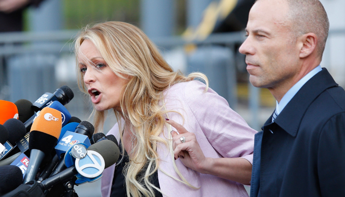 Stormy Daniels strip club charges dropped, lawyer slams 'setup'