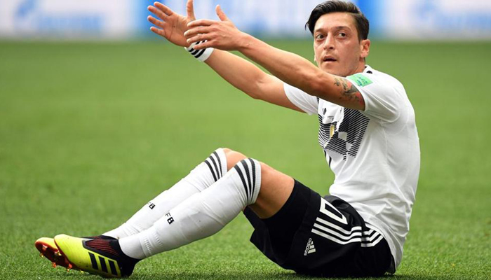 Turkey hails Ozil's decision to quit Germany side