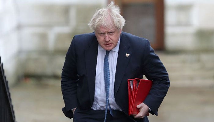 UK PM says Boris Johnson should apologise over 'burqa' comments