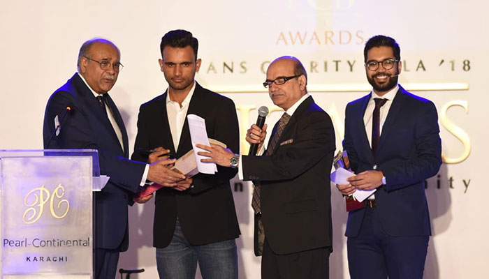 Fakhar Zaman shines at PCB awards ceremony 