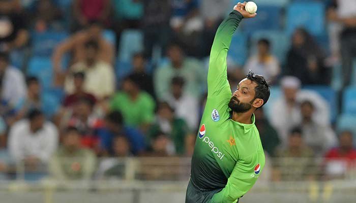 Want to serve country irrespective of contract category: Hafeez