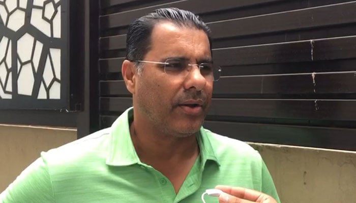 Imran Khan and team will do what is best for country: Waqar Younis 