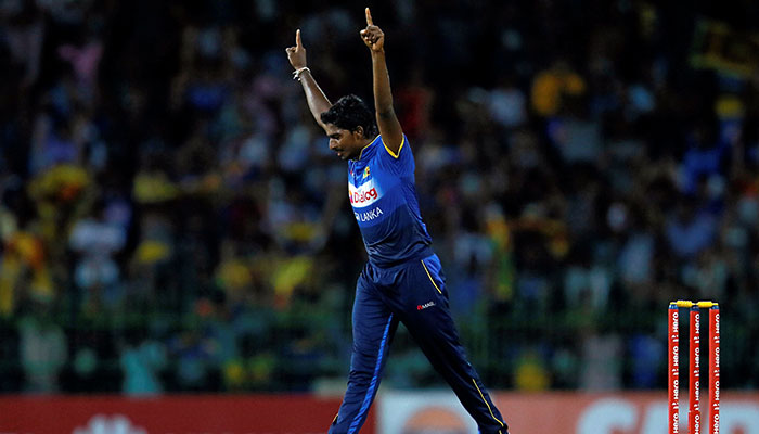 Sri Lanka edge out South Africa by 3 wickets in only T20