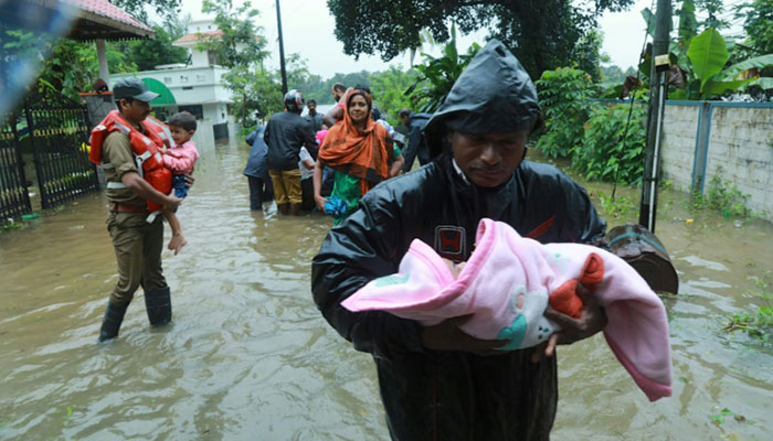 Floods hit rubber output in southern Indian state as death toll rises to 79