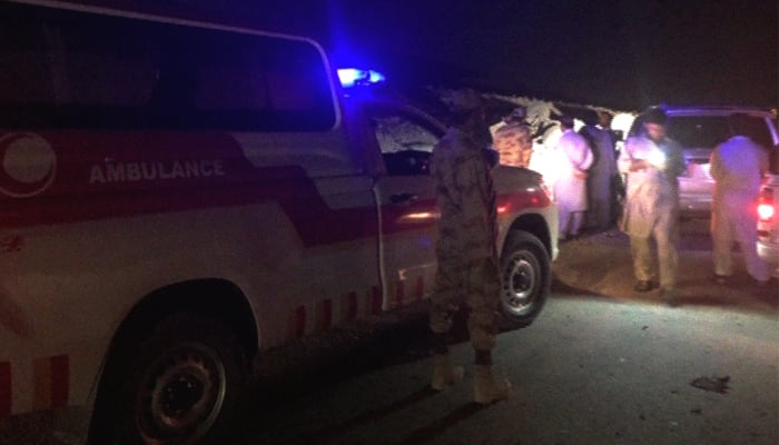Car bomb wounds six officers in Balochistan's Drengar