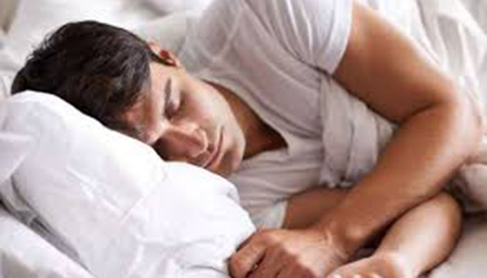 Less than six hours of sleep linked to hardened arteries