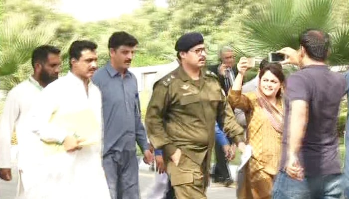 SC asks why DPO Gondal was transferred at 1am, summons Khawar Maneka