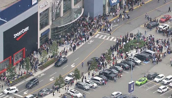 Toronto mall evacuated after gunshots