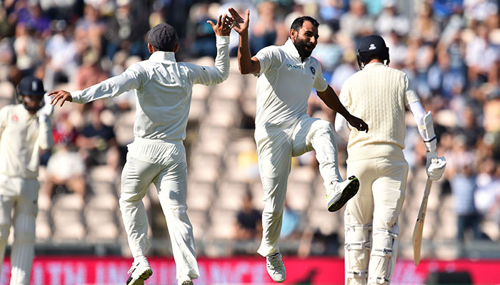 India set 245 to beat England in fourth Test