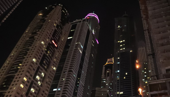 Man falls to death from rooftop of Dubai building