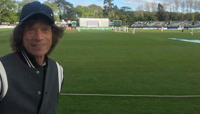 Mick Jagger pledges to donate £20,000 for outstanding performance during England-India Test 