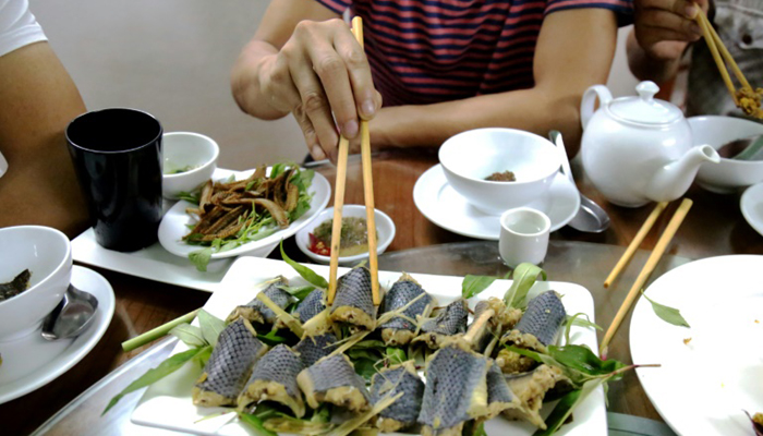 Snakes on a plate: Vietnam's coiled cuisine