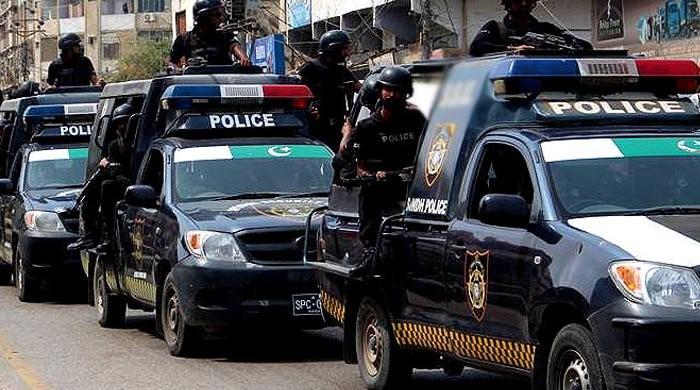 Sindh govt calls for inquiry against 18 top officers  Sindh govt calls for inquiry against 18 top officers