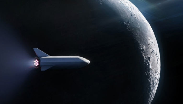 SpaceX announces new plan to send tourist around Moon