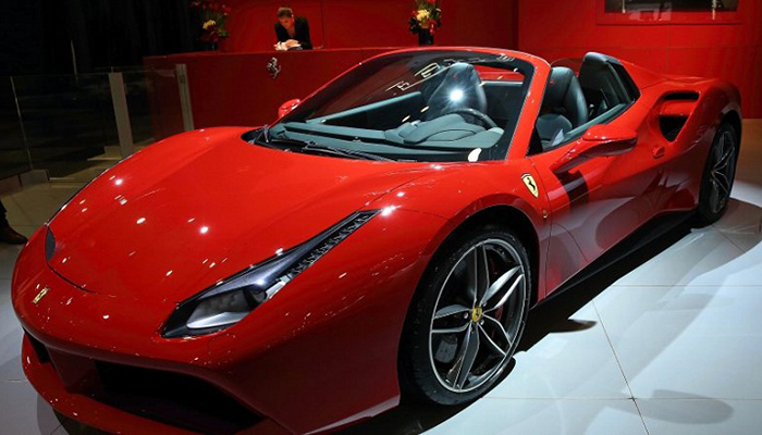 Ferrari says most of its cars will be hybrid by 2022