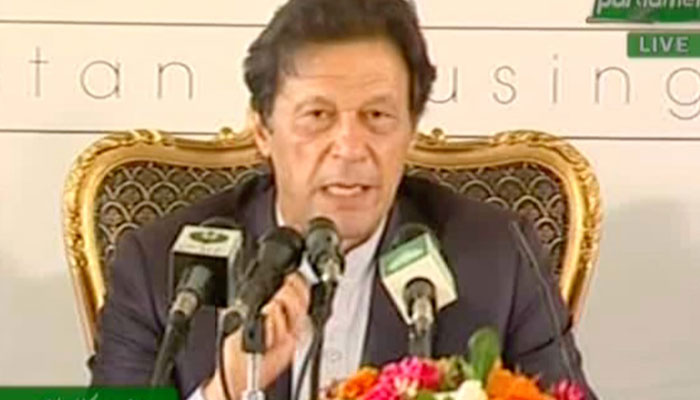 PM Imran vows to steer country out of crisis 