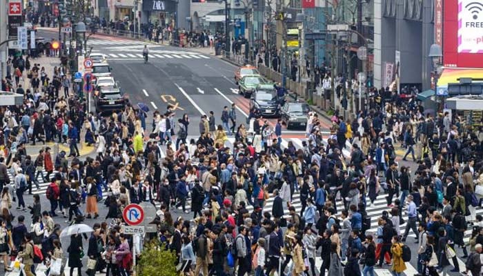 Japan unveils plan to attract more foreign workers