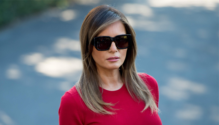 Melania Trump's plane turns back after smoke incident