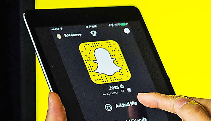 Snapchat parent pressured by drop in users