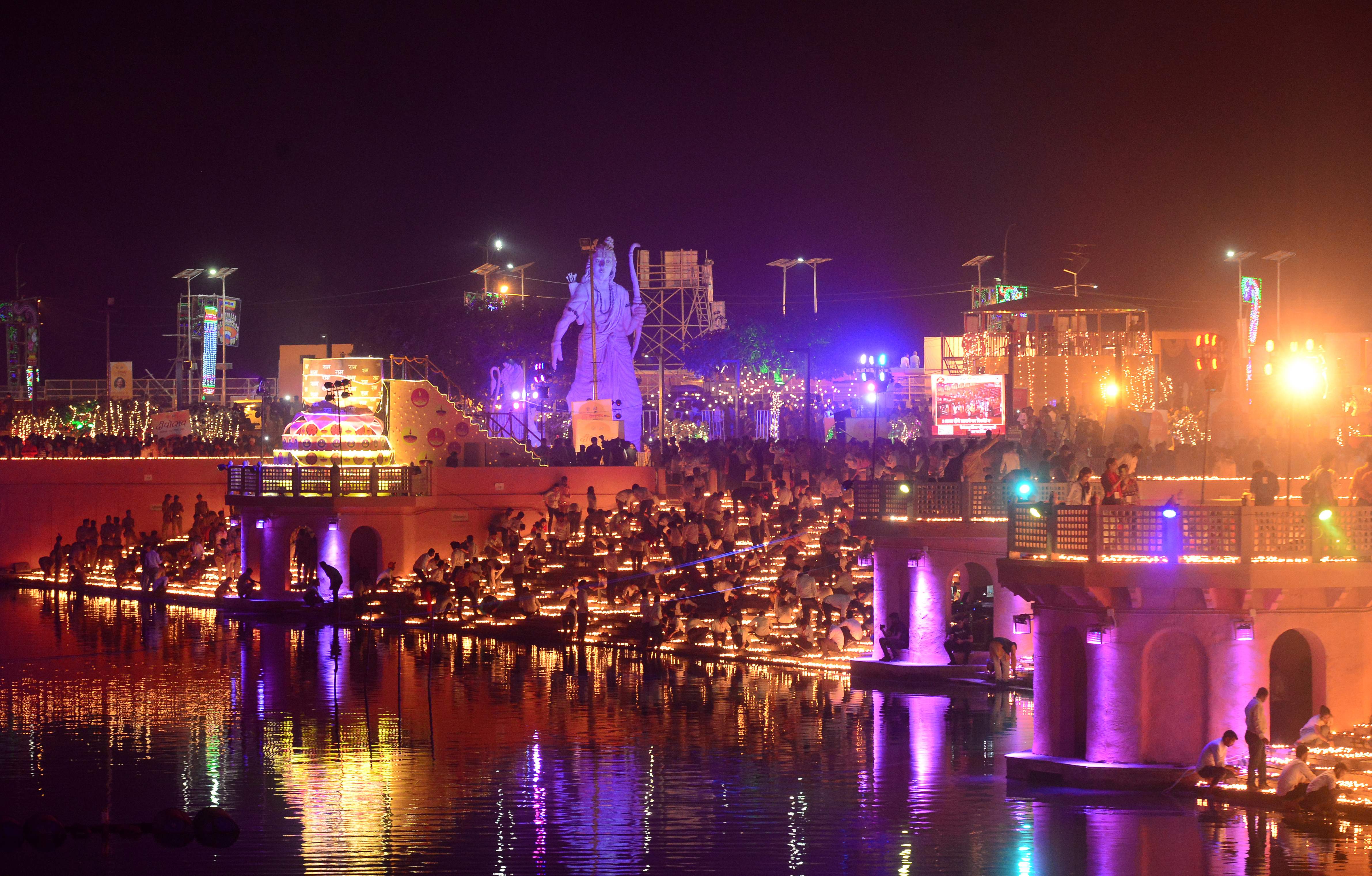 Festival of lights: Hindu community celebrates Diwali 