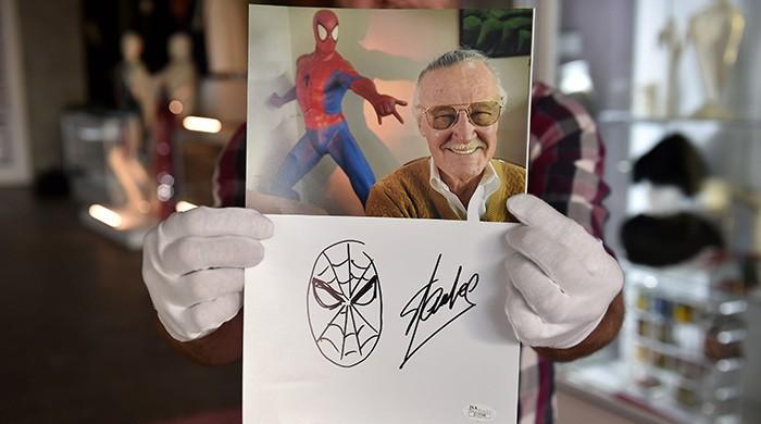 'Excelsior,' Stan Lee!  'Excelsior,' Stan Lee!