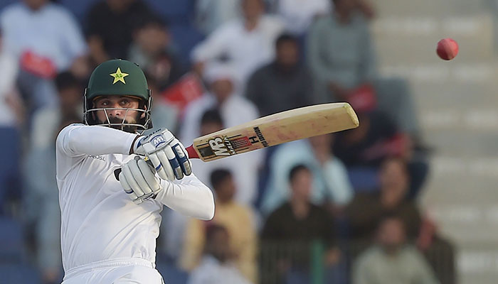 Pakistan hold edge after dismissing New Zealand for 153