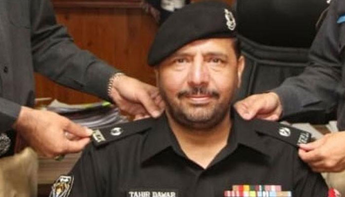 KP announces financial compensation for martyred SP Dawar's heirs