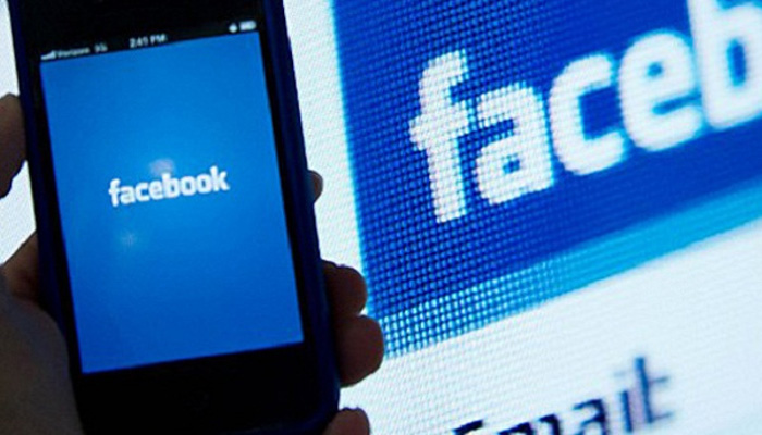 Facebook, Instagram back up after outage