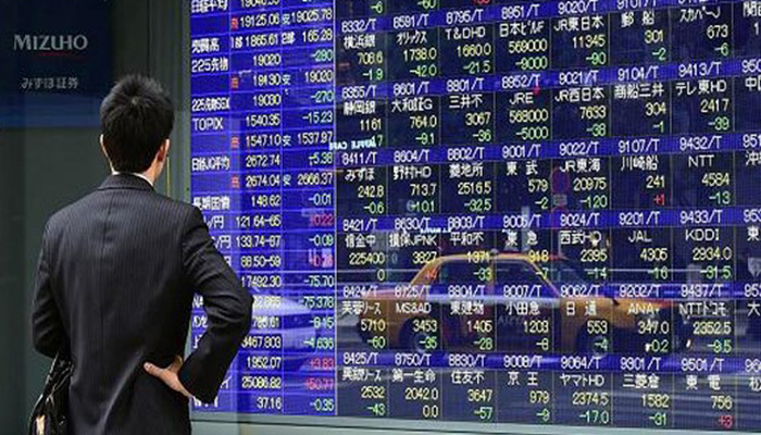 Asian markets see modest gains as US takes a break
