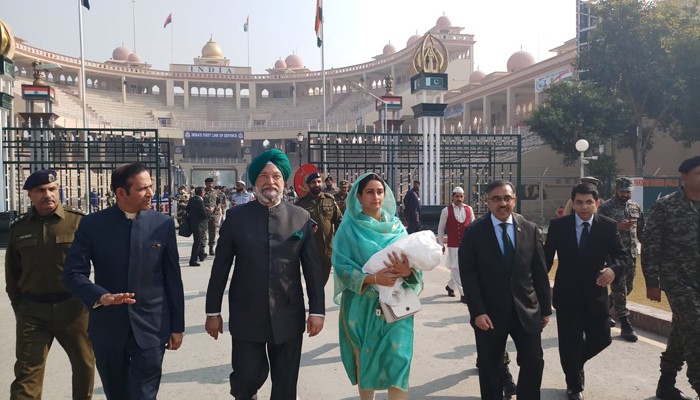 Kartarpur corridor path to dialogue between India, Pakistan: FM Qureshi