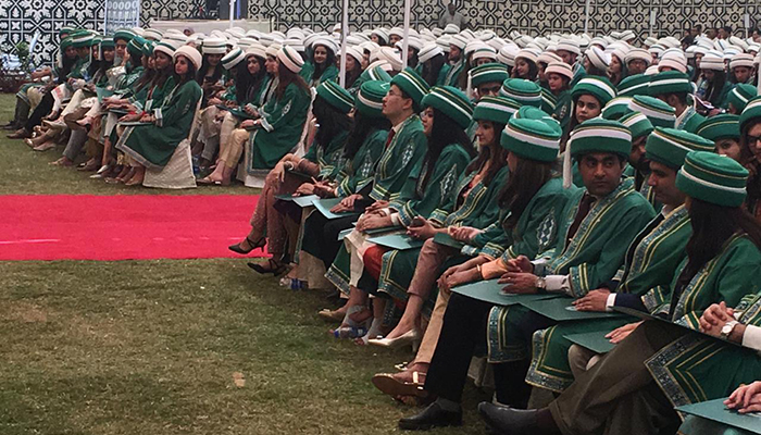 441 students graduate from Aga Khan University