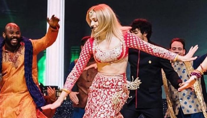7 hilarious GoT jokes inspired by Sophie Turner's dance at Nick, Priyanka's wedding